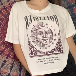 Hollister Graphic Tee